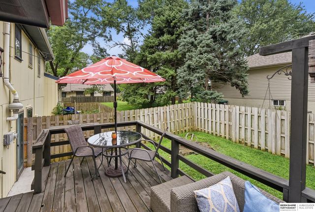 1926 N 93rd Street, Omaha, NE 68114