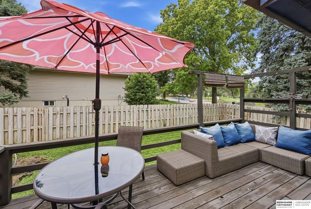 1926 N 93rd Street, Omaha, NE 68114