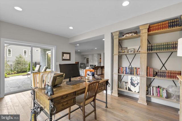 137 MALLARD DR, Lake Frederick, VA 22630