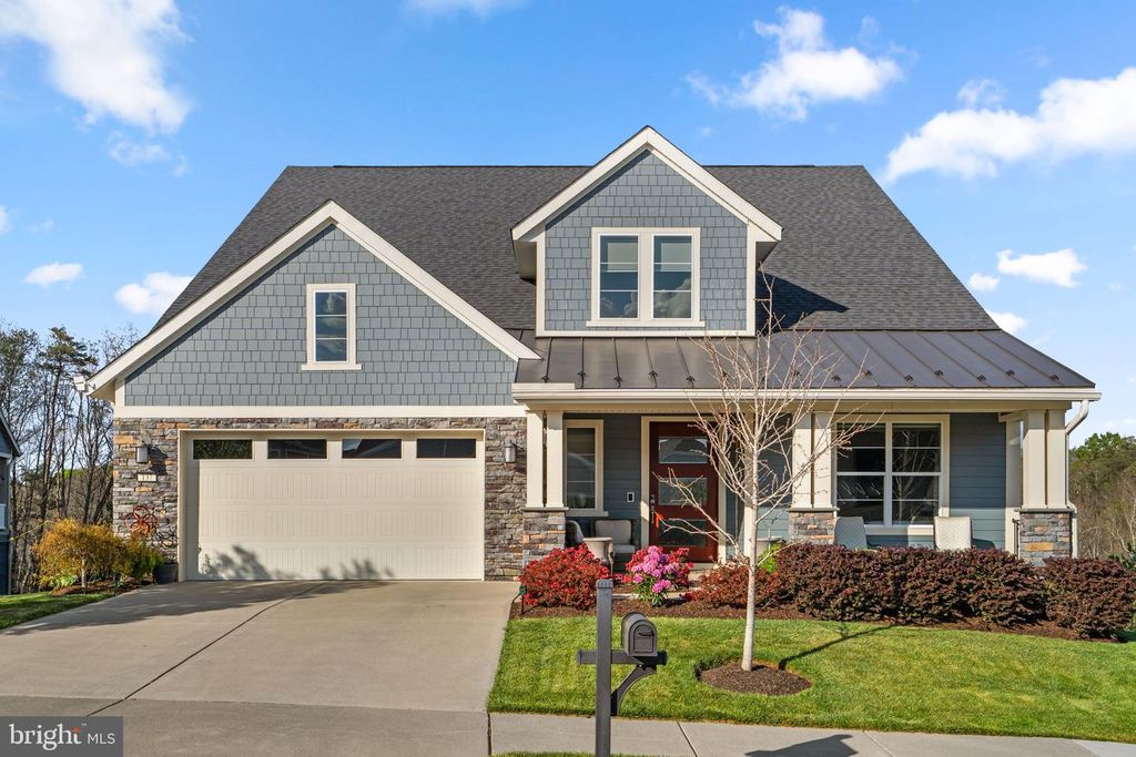 137 MALLARD DR, Lake Frederick, VA 22630