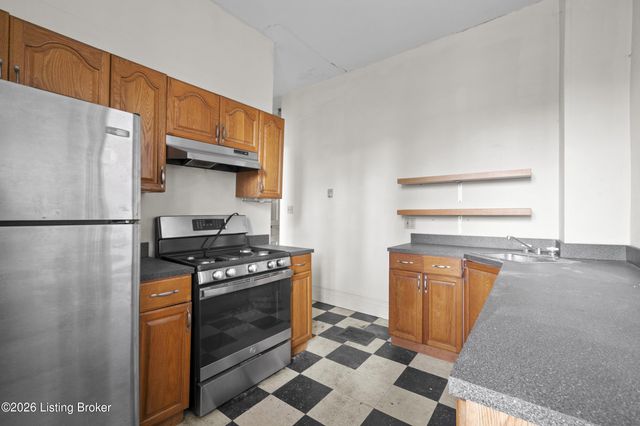 920 Cherokee Rd, Louisville, KY 40204