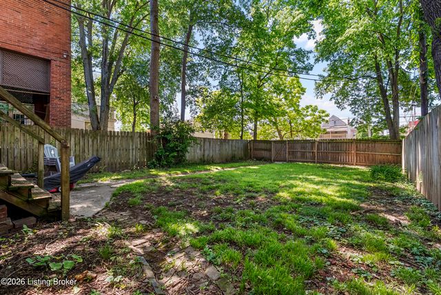 920 Cherokee Rd, Louisville, KY 40204