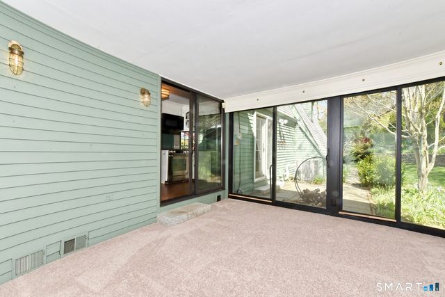 24 Coleman Road, Glastonbury, CT 06033
