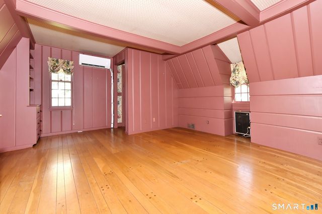 24 Coleman Road, Glastonbury, CT 06033