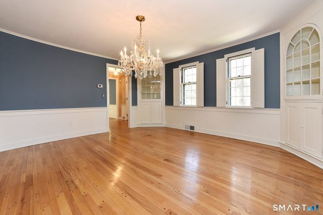 24 Coleman Road, Glastonbury, CT 06033