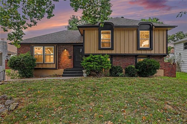 6012 E 107th Terrace, Kansas City, MO 64134