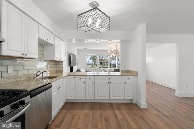 5900 BURK AVE, Ventnor City, NJ 08406