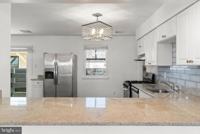 5900 BURK AVE, Ventnor City, NJ 08406