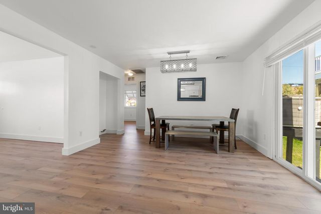 5900 BURK AVE, Ventnor City, NJ 08406