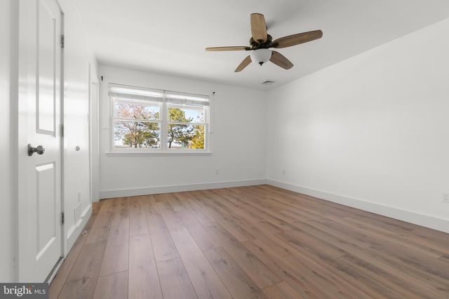 5900 BURK AVE, Ventnor City, NJ 08406