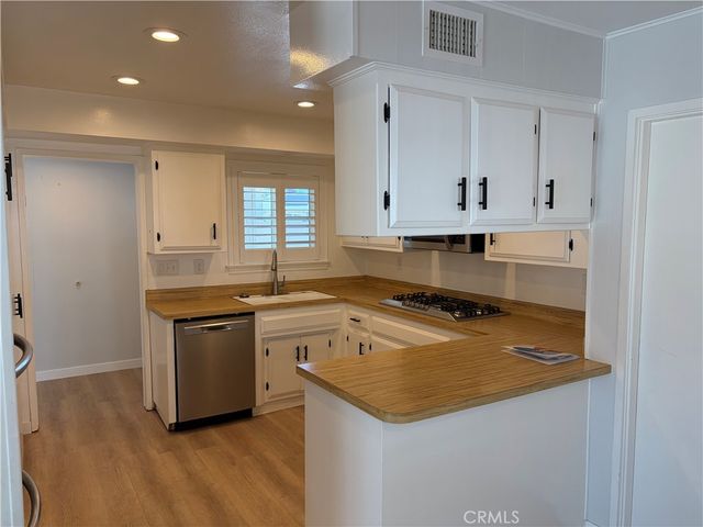 7622 Don Drive, Huntington Beach, CA 92647