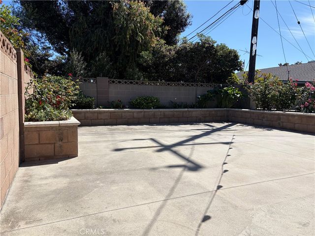 7622 Don Drive, Huntington Beach, CA 92647
