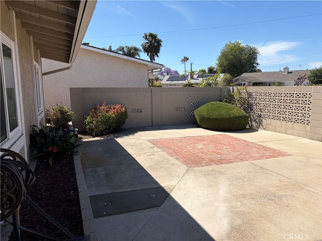 7622 Don Drive, Huntington Beach, CA 92647
