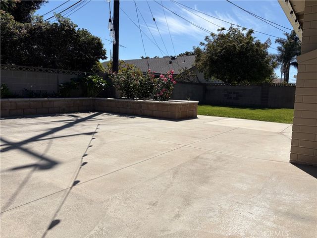 7622 Don Drive, Huntington Beach, CA 92647