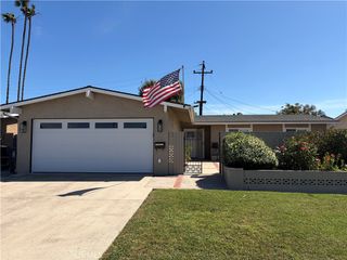 7622 Don Drive, Huntington Beach, CA 92647