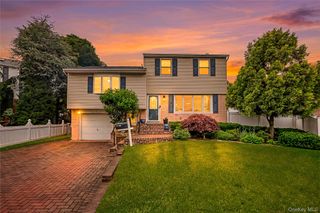 911 Harlane Circle, North Bellmore, NY 11710