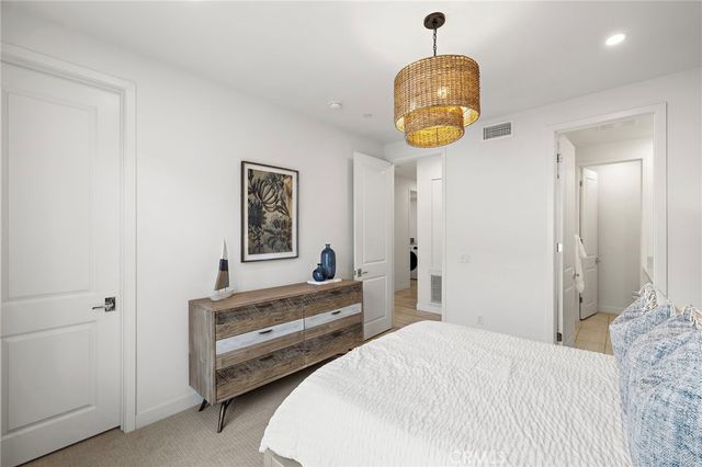 2046 Doheny Way, Dana Point, CA 92629