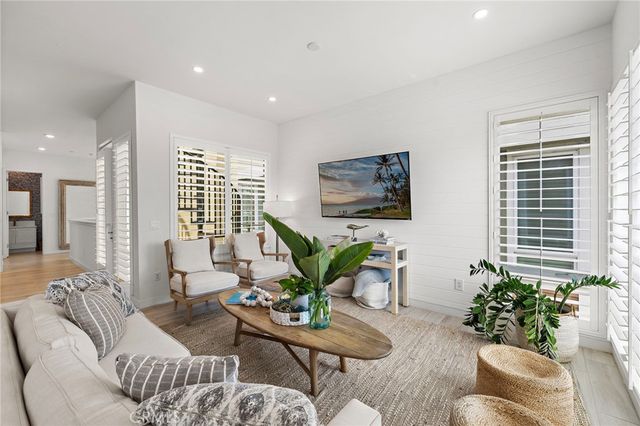 2046 Doheny Way, Dana Point, CA 92629