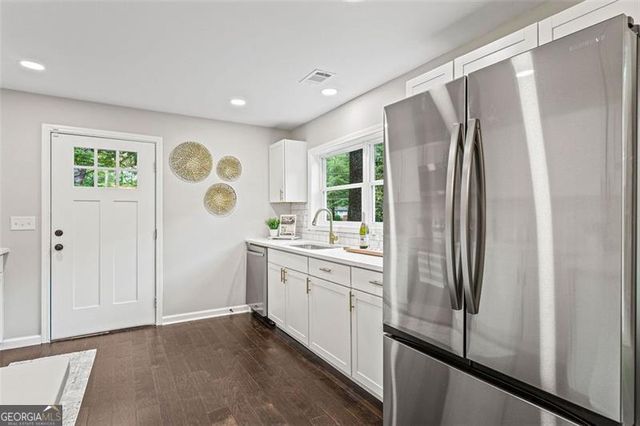 1995 VENETIAN Drive SW, Atlanta, GA 30311