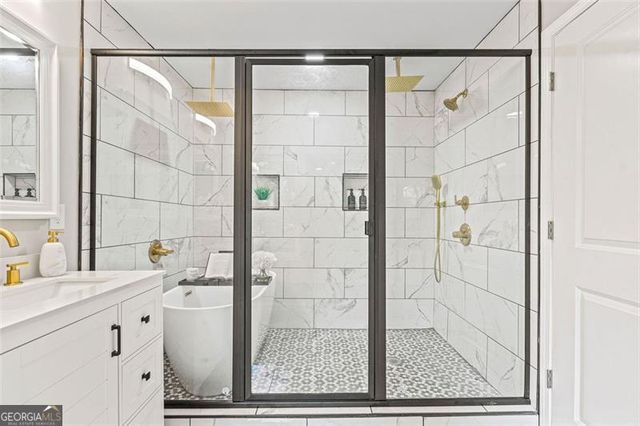 1995 VENETIAN Drive SW, Atlanta, GA 30311