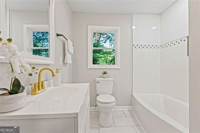 1995 VENETIAN Drive SW, Atlanta, GA 30311