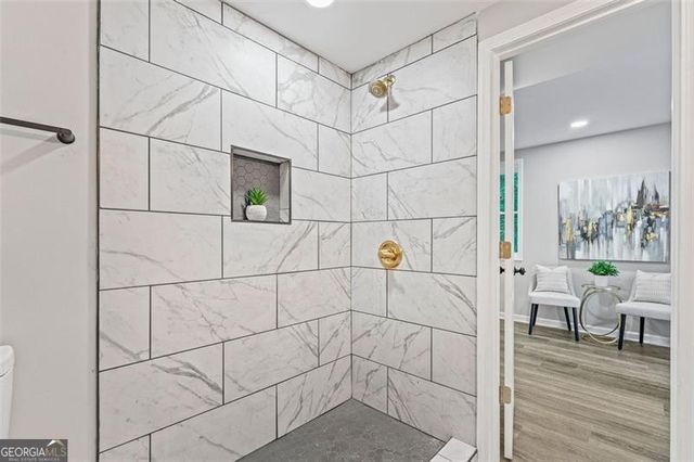 1995 VENETIAN Drive SW, Atlanta, GA 30311