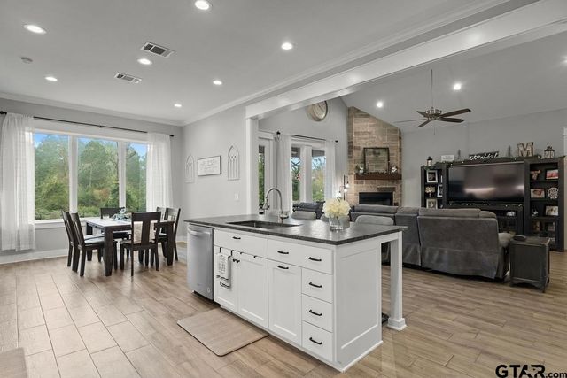 13937 Magnolia Grove, Lindale, TX 75771