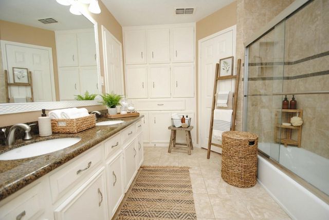 1814 Wagon Gap Trail, Houston, TX 77090