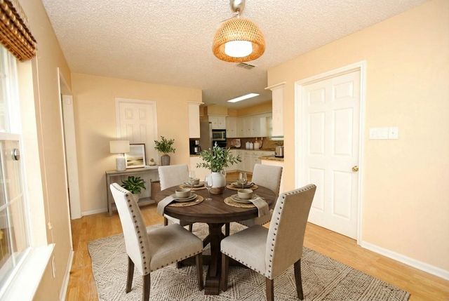 1814 Wagon Gap Trail, Houston, TX 77090