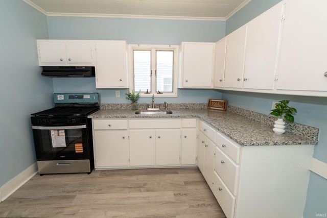 1723 E Calvert Street, South Bend, IN 46613