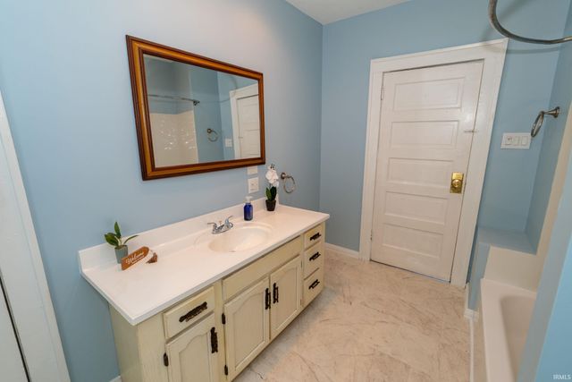 1723 E Calvert Street, South Bend, IN 46613