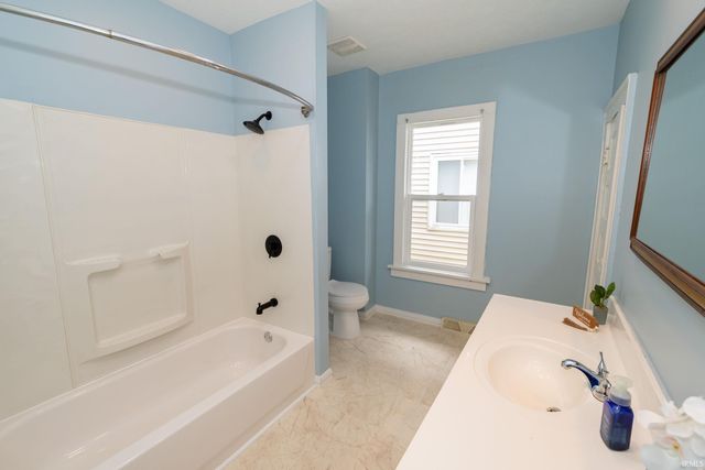 1723 E Calvert Street, South Bend, IN 46613