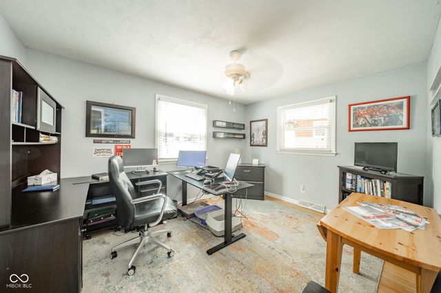 930 Jameson Court, New Castle, IN 47362