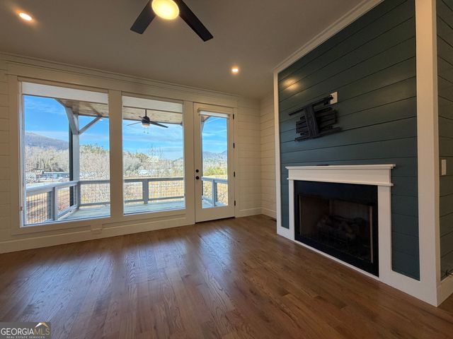 31 Cottonwood Street, Clayton, GA 30525