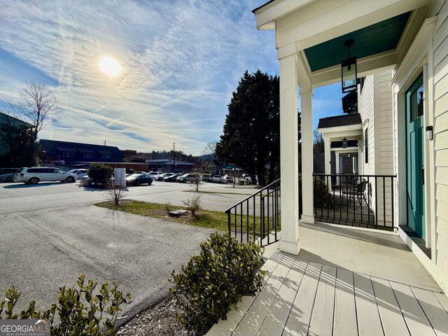 31 Cottonwood Street, Clayton, GA 30525