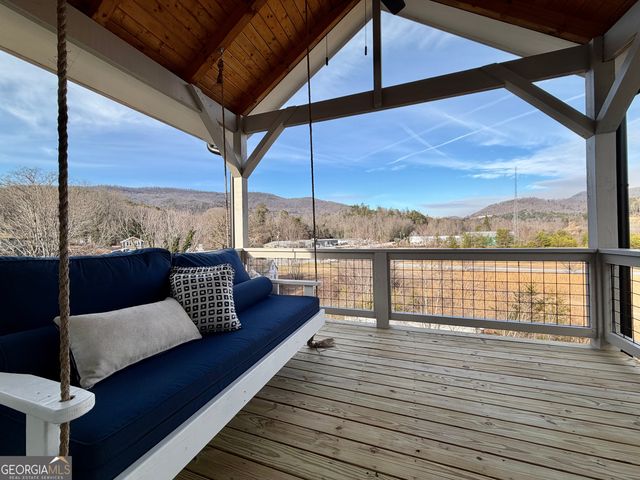 31 Cottonwood Street, Clayton, GA 30525