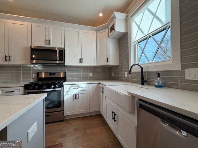 31 Cottonwood Street, Clayton, GA 30525