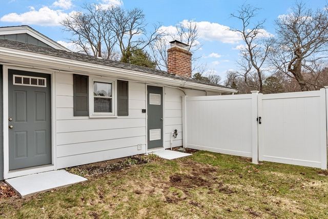 13 Corey Drive, Peabody, MA 01960