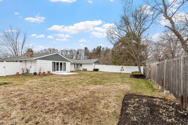 13 Corey Drive, Peabody, MA 01960