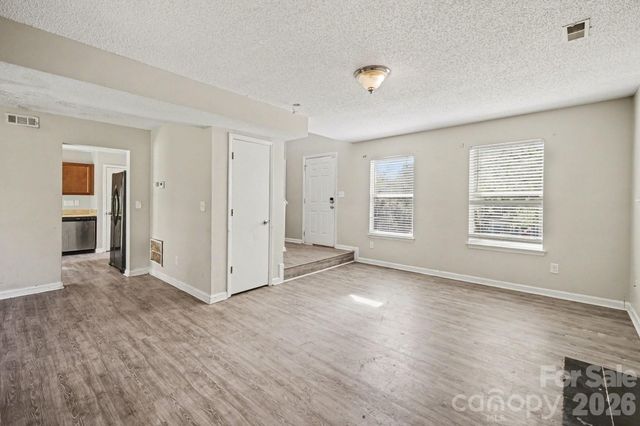 2900 Silkstream Lane, Charlotte, NC 28262