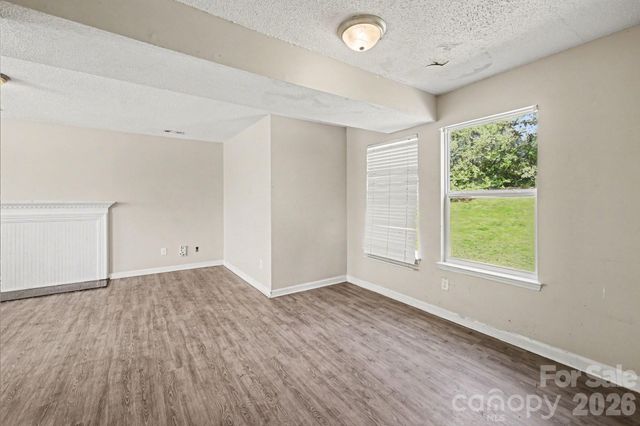 2900 Silkstream Lane, Charlotte, NC 28262