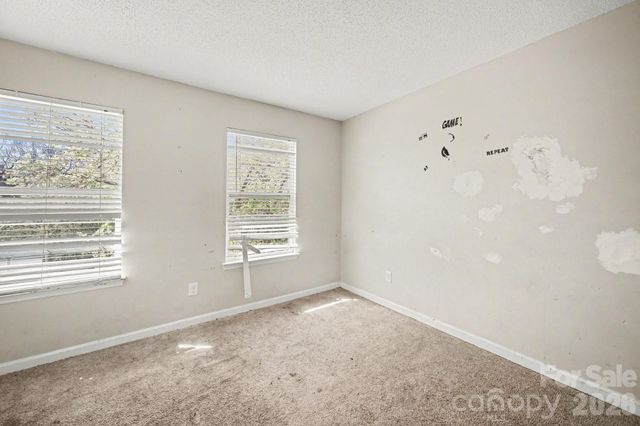 2900 Silkstream Lane, Charlotte, NC 28262