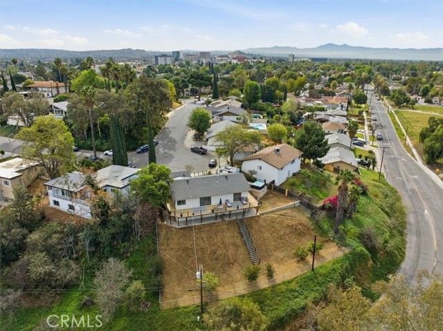 2715 Brockton, Riverside, CA 92501