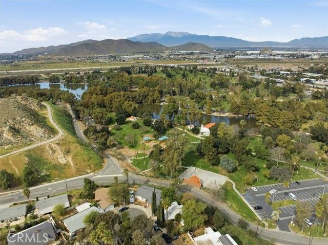 2715 Brockton, Riverside, CA 92501