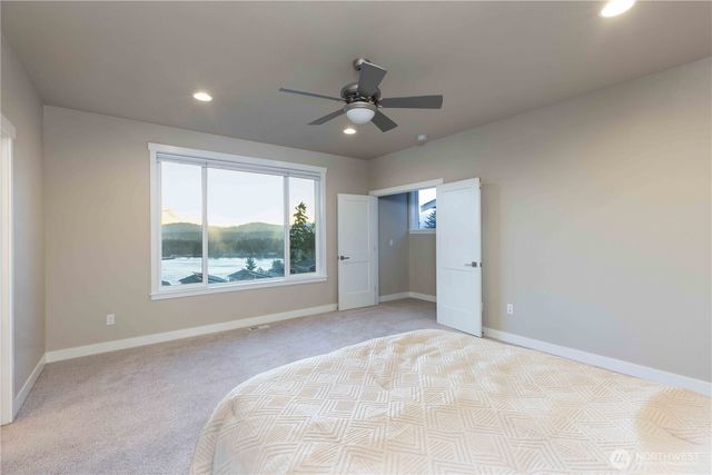 139 Blackfish Court, Bremerton, WA 98310