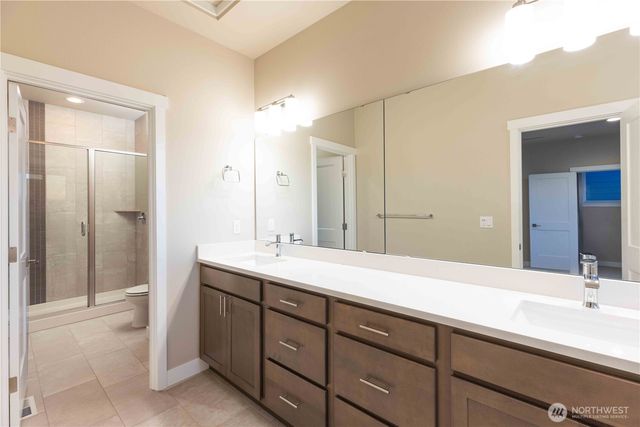 139 Blackfish Court, Bremerton, WA 98310