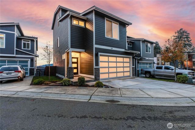 139 Blackfish Court, Bremerton, WA 98310