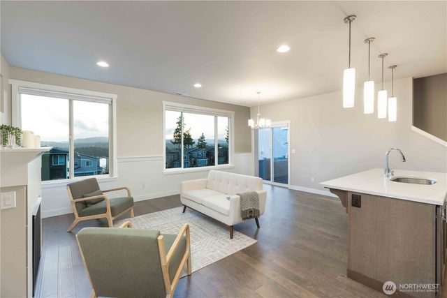 139 Blackfish Court, Bremerton, WA 98310