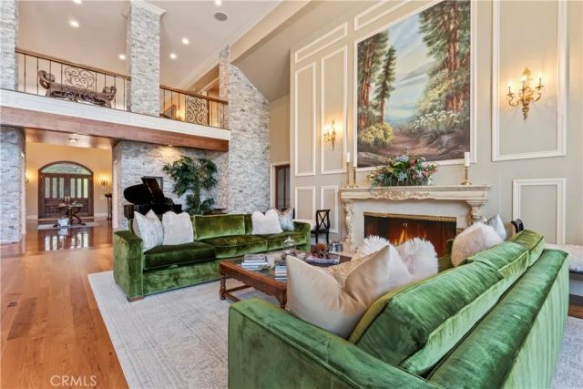 177 Shorewood Drive, Lake Arrowhead, CA 92352