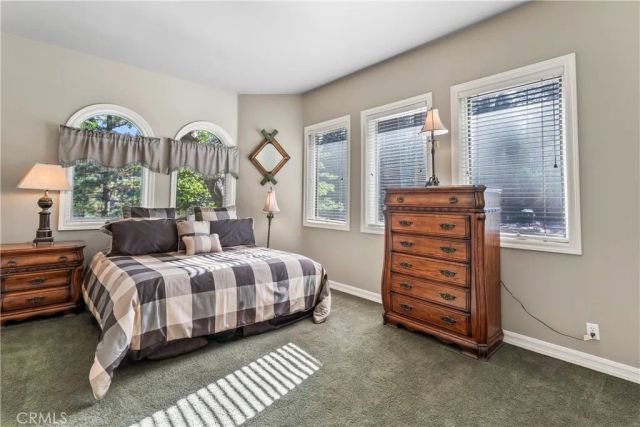 177 Shorewood Drive, Lake Arrowhead, CA 92352